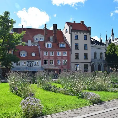 Rigahome R. Vagnera 16 * Riga